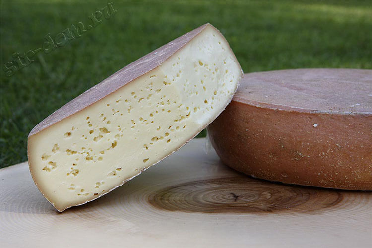 Как сделать домашний сыр?